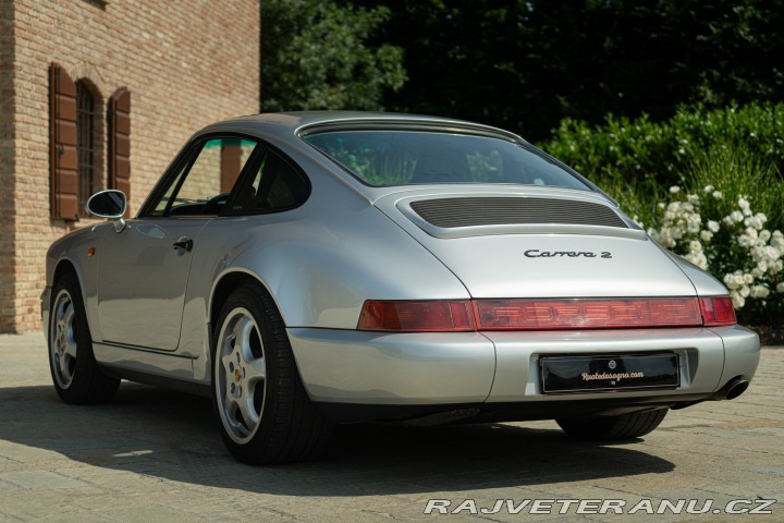 Porsche 911 964 (911) CARRERA 2 1990