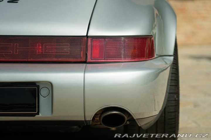 Porsche 911 964 (911) CARRERA 2 1990