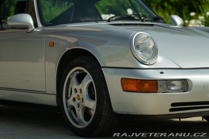 Porsche 911 964 (911) CARRERA 2 1990