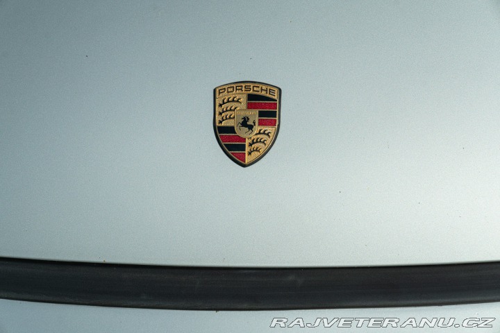 Porsche 911 964 (911) CARRERA 2 1990