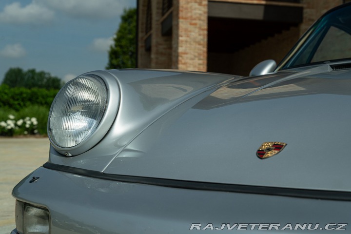 Porsche 911 964 (911) CARRERA 2 1990
