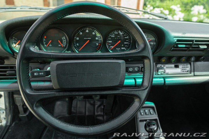 Porsche 911 964 (911) CARRERA 2 1990
