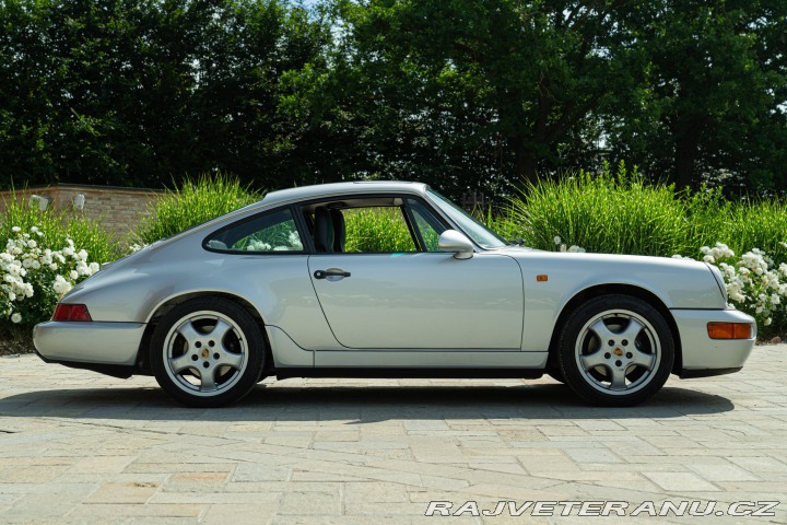 Porsche 911 964 (911) CARRERA 2 1990