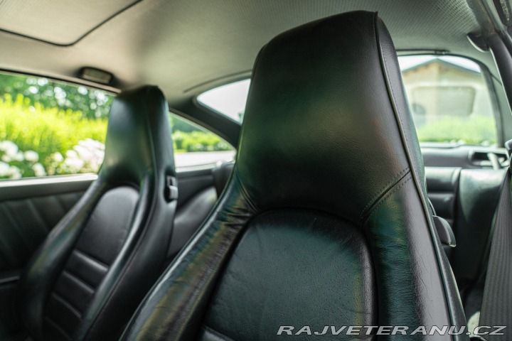 Porsche 911 964 (911) CARRERA 2 1990