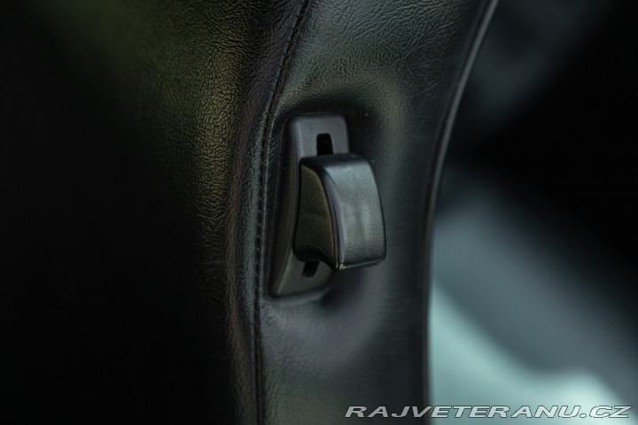 Porsche 911 964 (911) CARRERA 2 1990