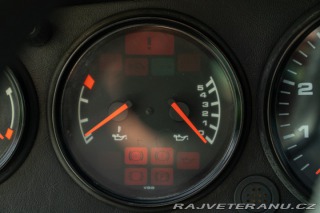 Porsche 911 964 (911) CARRERA 2 1990