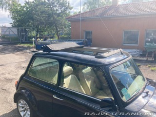 Mini Cooper cooper knighr bridg rover 2000