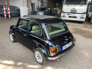 Mini Cooper cooper knighr bridg rover 2000