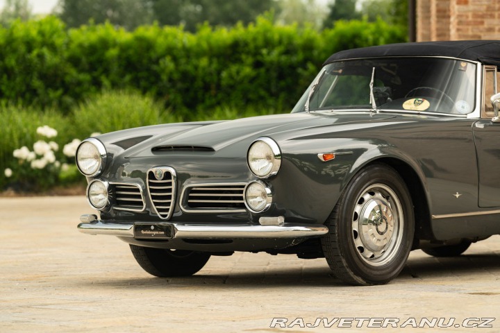 Alfa Romeo 2600 SPIDER TOURING 1966