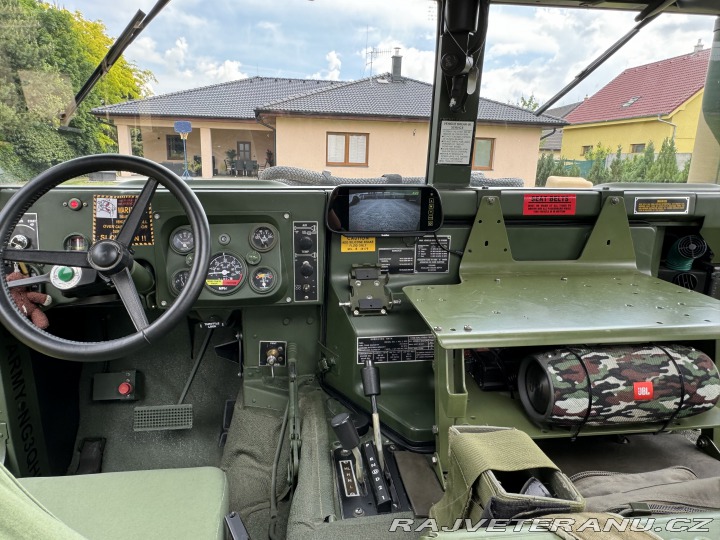 AM General Humvee Hummer H1 1994