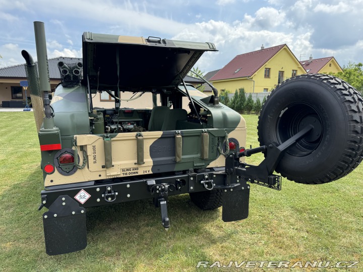 AM General Humvee Hummer H1 1994
