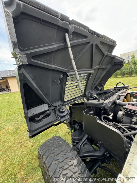 AM General Humvee Hummer H1 1994