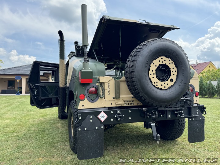 AM General Humvee Hummer H1 1994