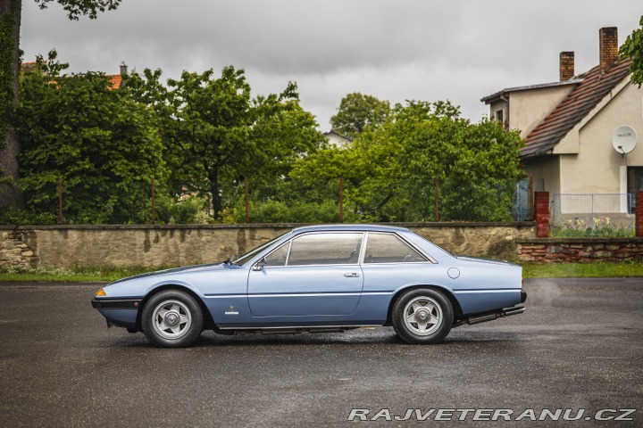Ferrari 365 GT4 2+2 1975