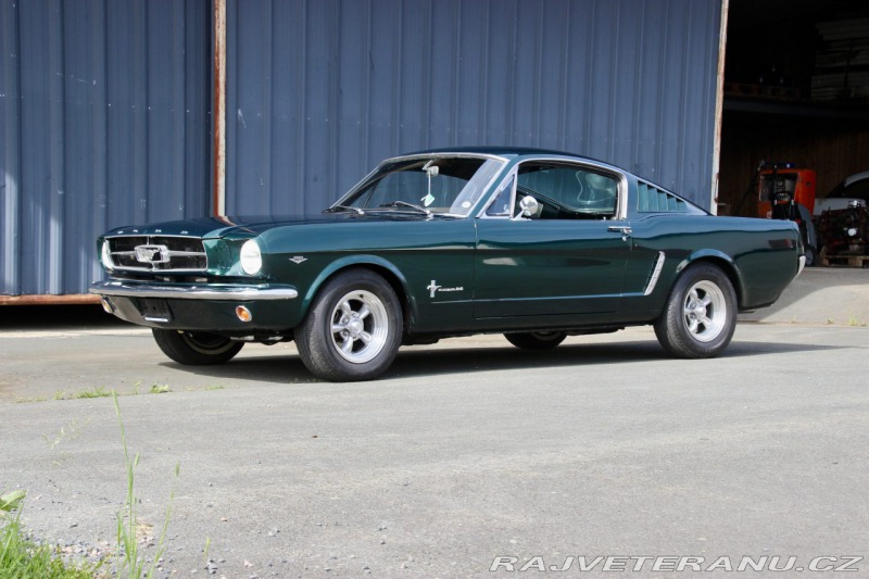 Ford Mustang Fastback, manuál