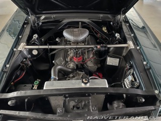 Ford Mustang Fastback, manuál 1965