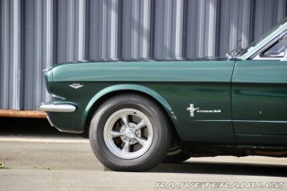 Ford Mustang Fastback, manuál 1965