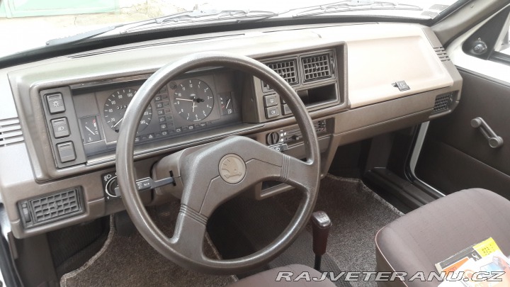 Škoda Favorit 136 L 1990
