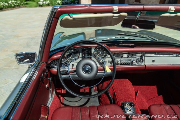 Mercedes-Benz 280 SL 1968