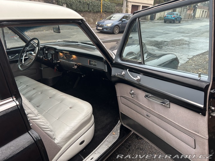 Cadillac Series 62 Sedan 1953