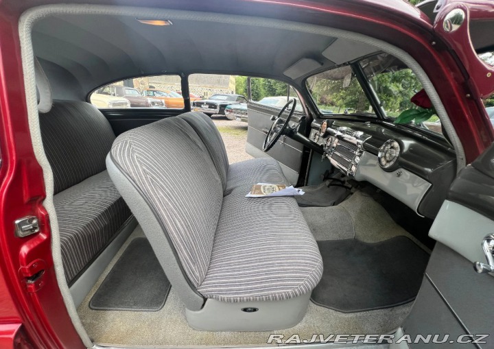 Buick Super Sedanette - PRODÁNO 1948