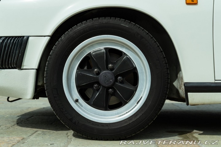 Porsche 911 CARRERA 3.2 CABRIOLET 1986