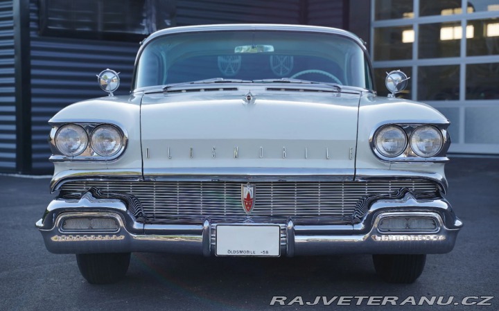 Oldsmobile 88 Super 88 1958