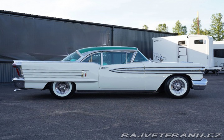 Oldsmobile 88 Super 88 1958