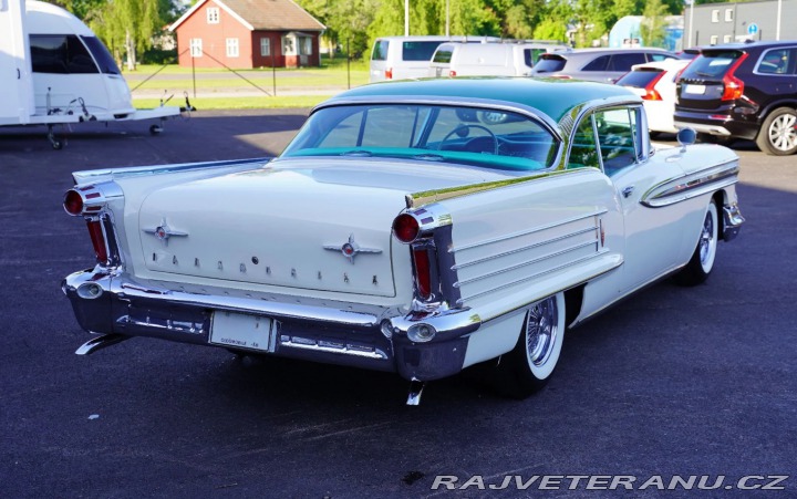 Oldsmobile 88 Super 88 1958