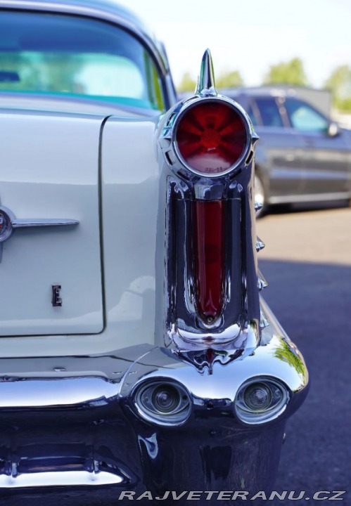Oldsmobile 88 Super 88 1958