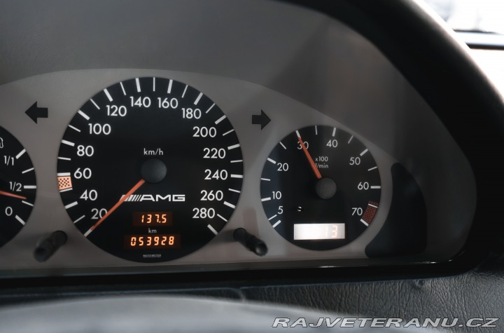 Mercedes-Benz M C36 AMG 1995