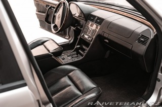 Mercedes-Benz M C36 AMG 1995