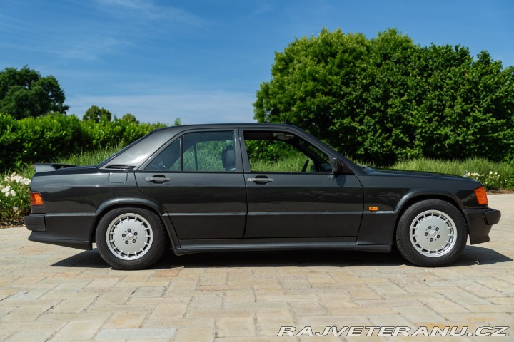 Mercedes-Benz 190 E 2.5 - 16 1989