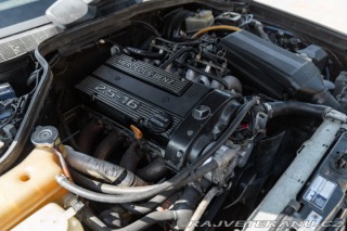 Mercedes-Benz 190 E 2.5 - 16 1989