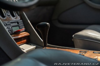 Mercedes-Benz 500 SEC 1986