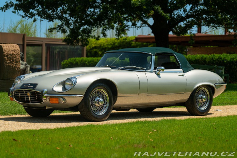 Jaguar E-Type V12 SPIDER