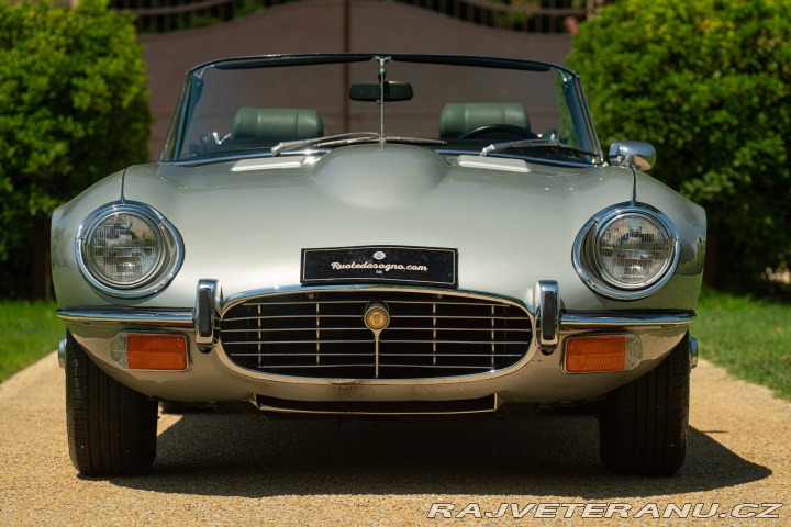 Jaguar E-Type V12 SPIDER 1974