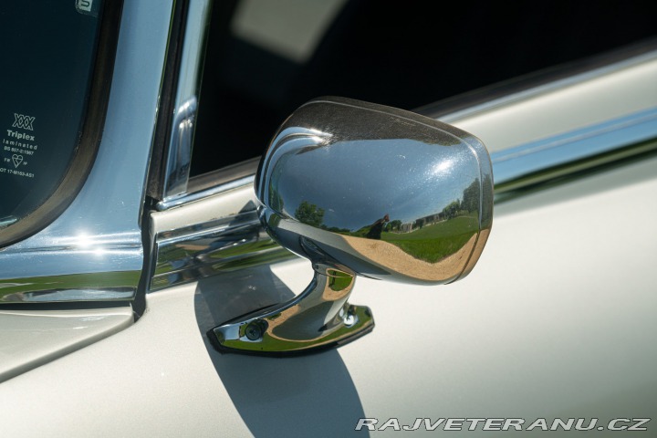 Jaguar E-Type V12 SPIDER 1974