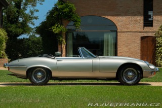 Jaguar E-Type V12 SPIDER 1974