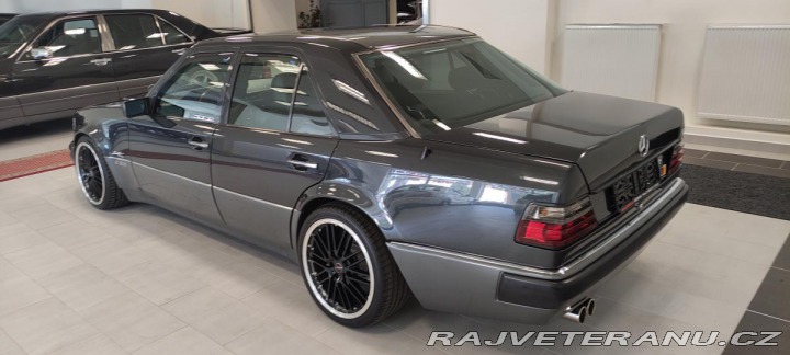 Mercedes-Benz 500 124 E 500 AMG 1993