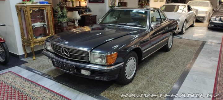 Mercedes-Benz SL R107 560 1986