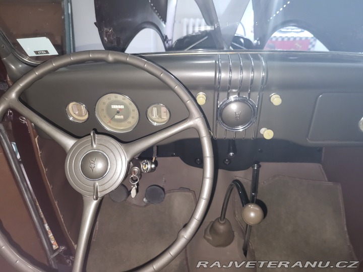 Ford V8 1935
