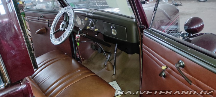 Ford V8 1935