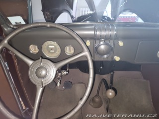 Ford V8 1935