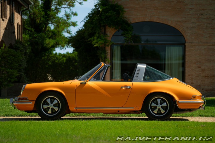 Porsche 911 T 2.2 TARGA 1971