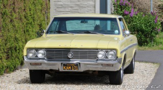 Buick Skylark 2 door fastback v ČR 1964