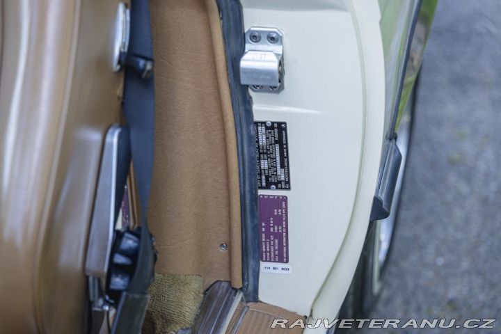 Mercedes-Benz 560 SL R107 1986