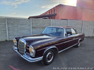 Mercedes-Benz 280 SE COUPE MANUÁL