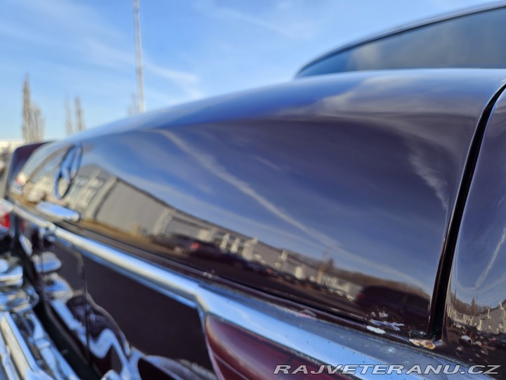 Mercedes-Benz 280 SE COUPE MANUÁL 1968