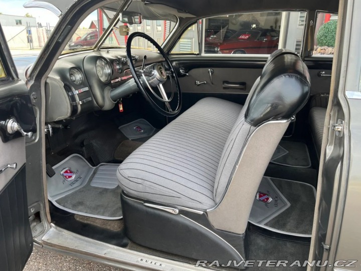 Buick Roadmaster Sedanet Coupe 1949
